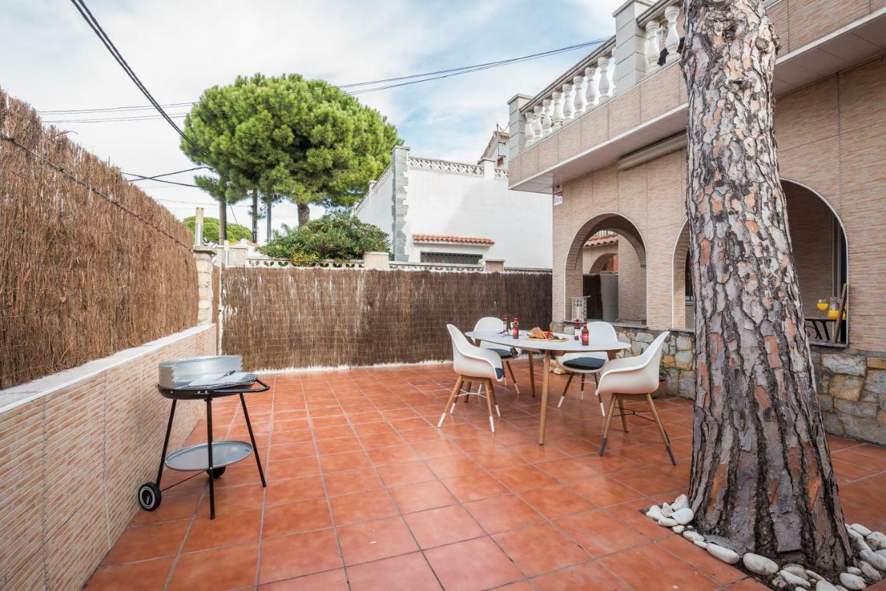 Casa Samara Villa Castelldefels Luaran gambar